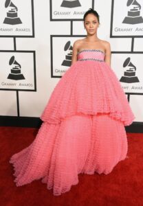 Rihanna in Giambattista Valli