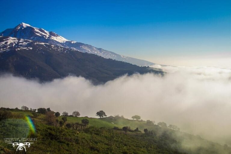 Tikjda, Bouira Province