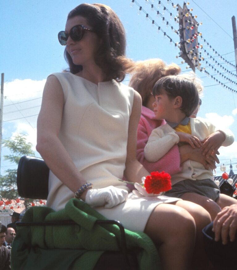 1966