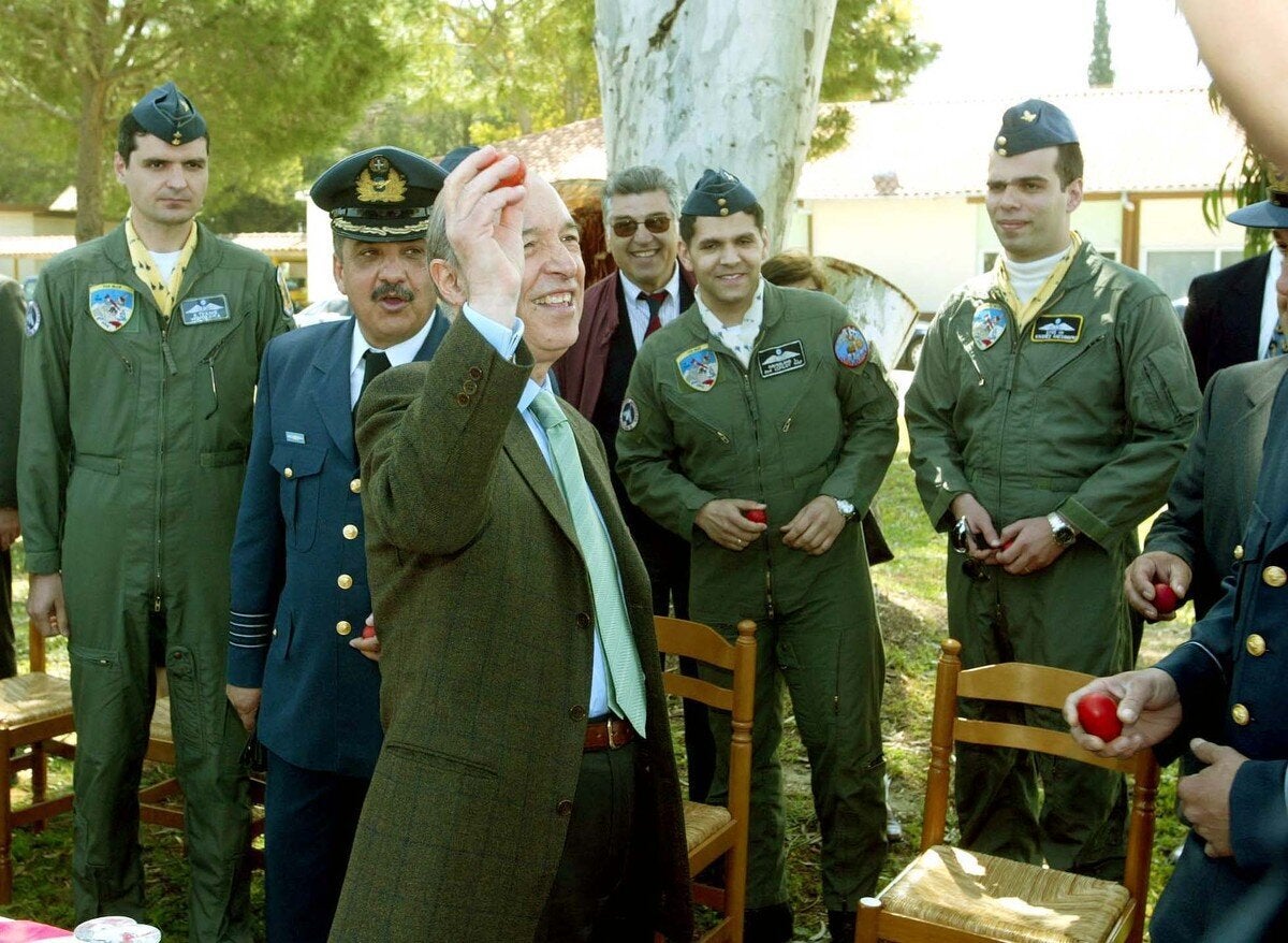 Ο ΠΡΩΘΥΠΟΥΡΓΟΣ ΚΩΣΤΑΣ ΣΗΜΙΤΗΣ ΕΠΙΣΚΕΦΘΗΚΕ ΑΝΗΜΕΡΑ ΤΟΥ ΠΑΣΧΑ ΤΗΝ ΑΕΡΟΠΟΡΙΚΗ ΒΑΣΗ ΤΗΣ ΑΝΔΡΑΒΙΔΑΣ