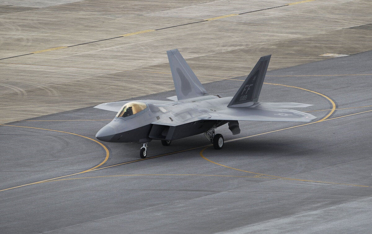  F-22 Raptor