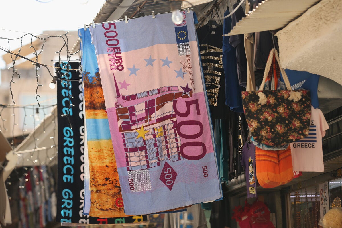Πετσέτες παραλίας με ελληνικά μοτίβα ή/και χαρτονομίσματα του ευρώ