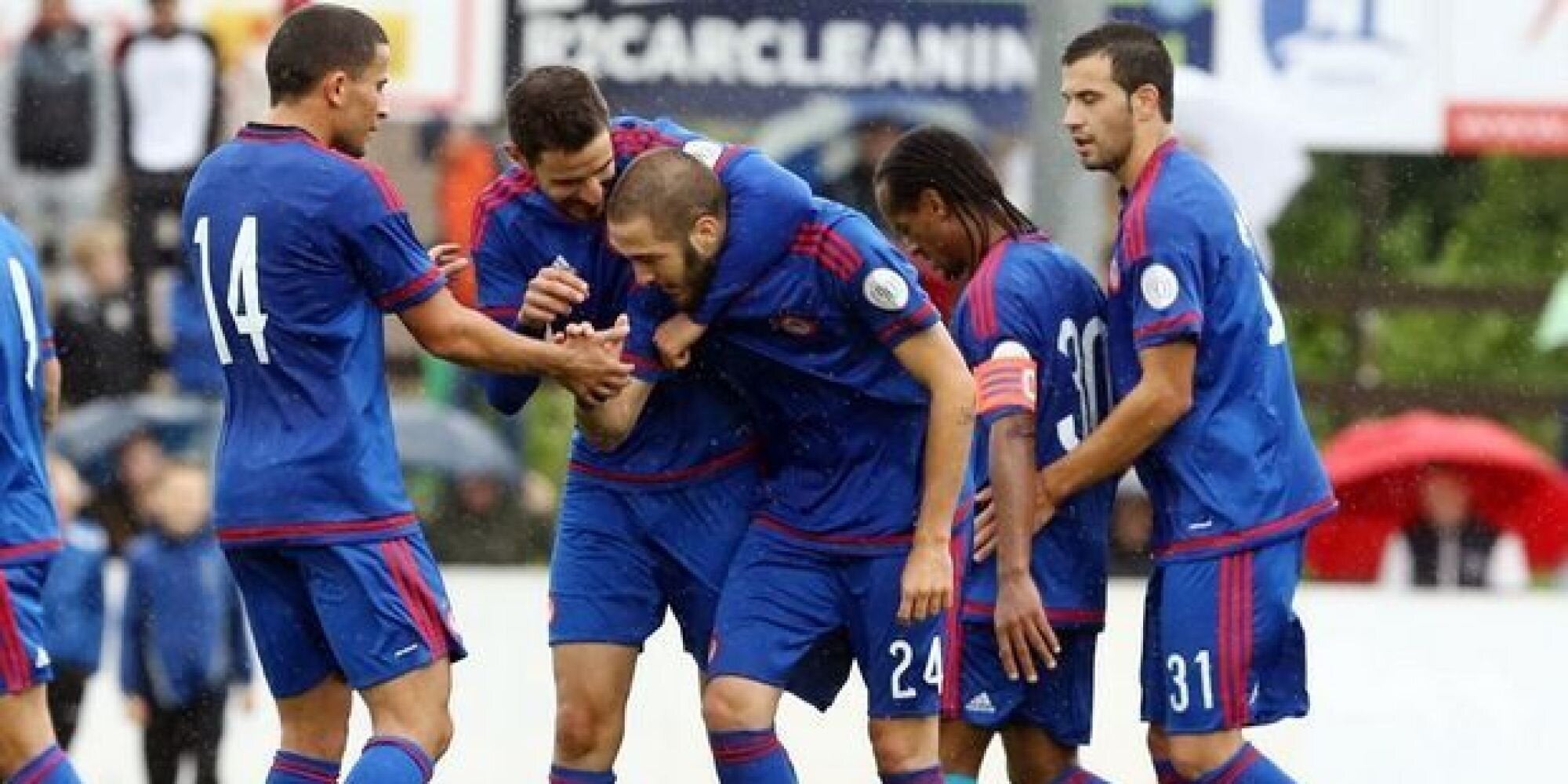 Πρώτη παράσταση μπροστά στο «ερυθρόλευκο» κοινό