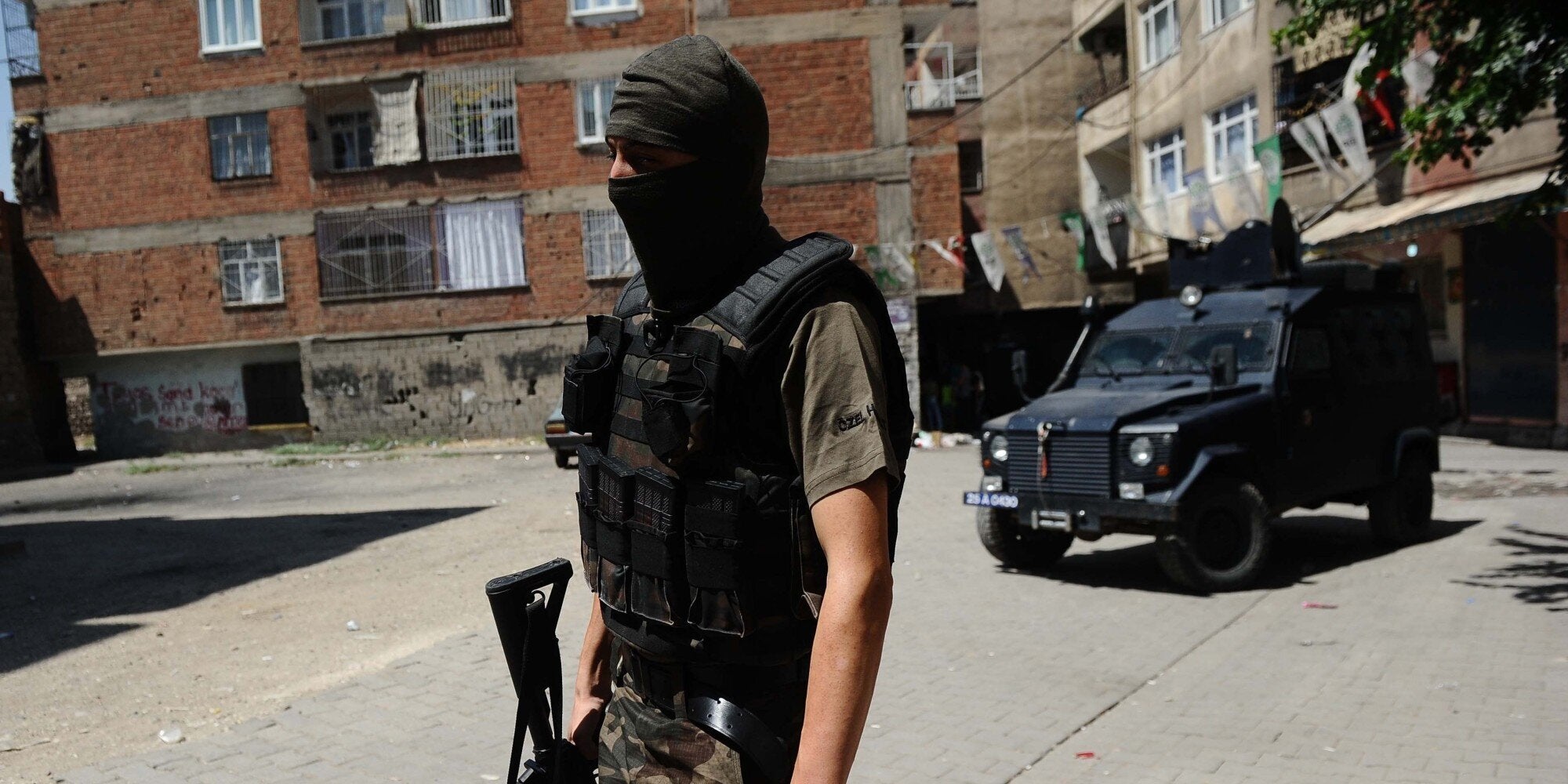 Τουρκία: Ένας νεκρός και 3 τραυματίας σε επίθεση στο Ντιγιάρμπακιρ. Νέα πλήγματα κατά κουρδικών στόχων