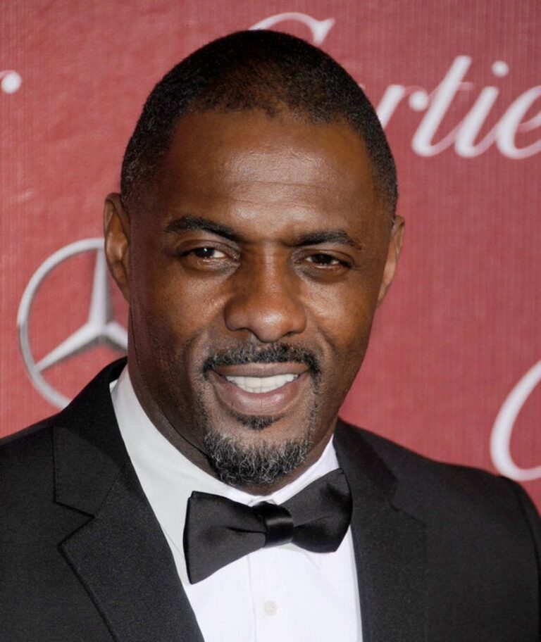 Και επειδή, OK, ποιον κοροϊδεύουμε... Ηνωμένο Βασίλειο: Idris Elba