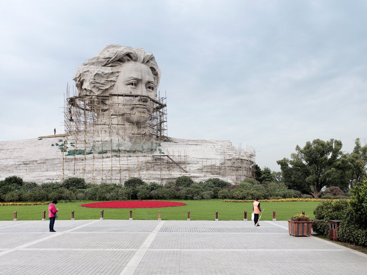 Mao Zedong - Μάο Τσετούνγκ: Changsha - Κίνα. Ανεγέρθηκε το 2009 και έχει ύψος 32 μέτρα