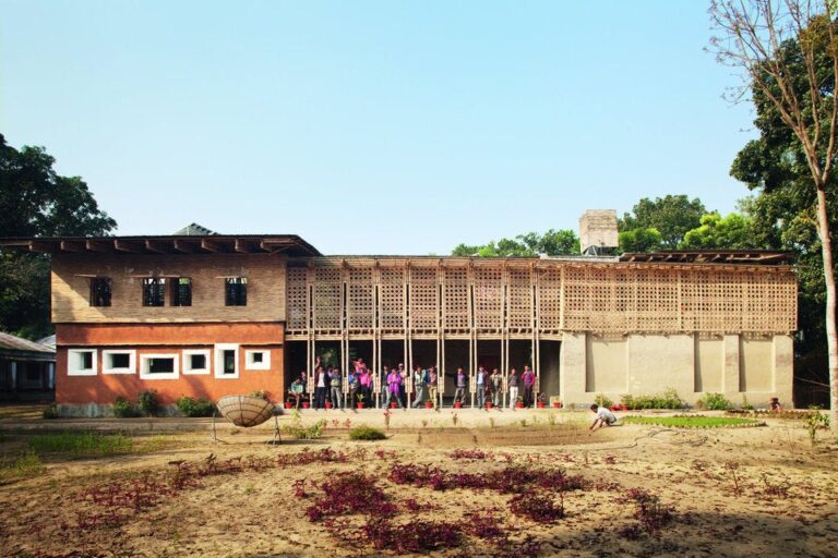 DESI Training Centre (Rudrapur, Μπανγκλαντές)