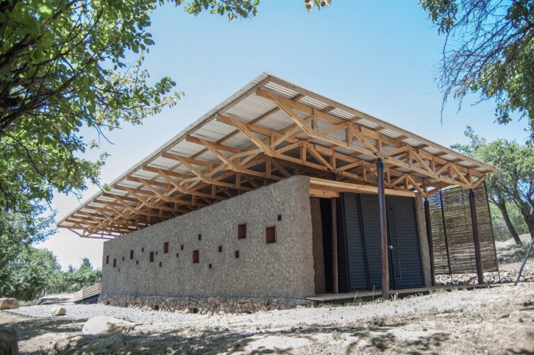 Pavilion Ruca Choro (Cauquenes, Χιλή)