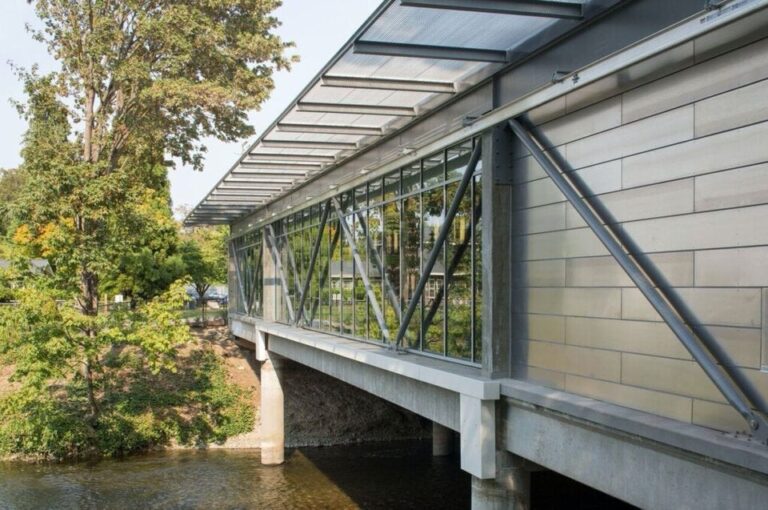 Renton Public Library / Renton, Washington