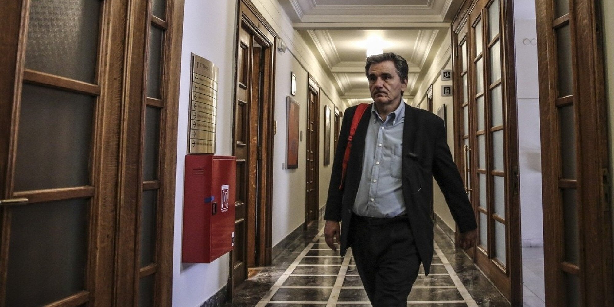 Συνεχίζονται οι διαπραγματεύσεις με τους δανειστές. Οι τρεις κυριότερες εκκρεμότητες