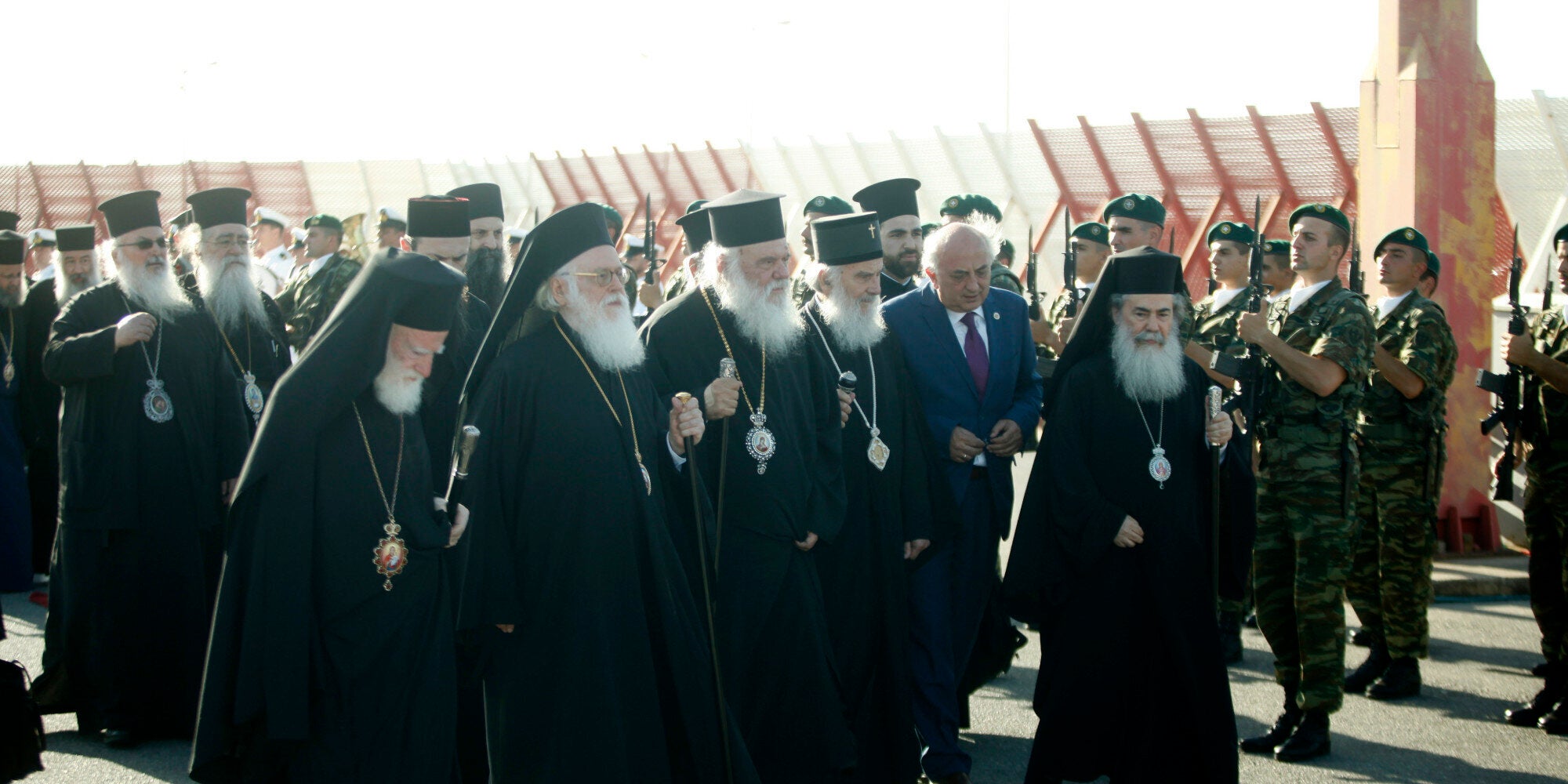 Αγωνία και παρασκήνιο για να πειστούν οι απόντες να παραστούν στην Πανορθόδοξη Σύνοδο της Κρήτης
