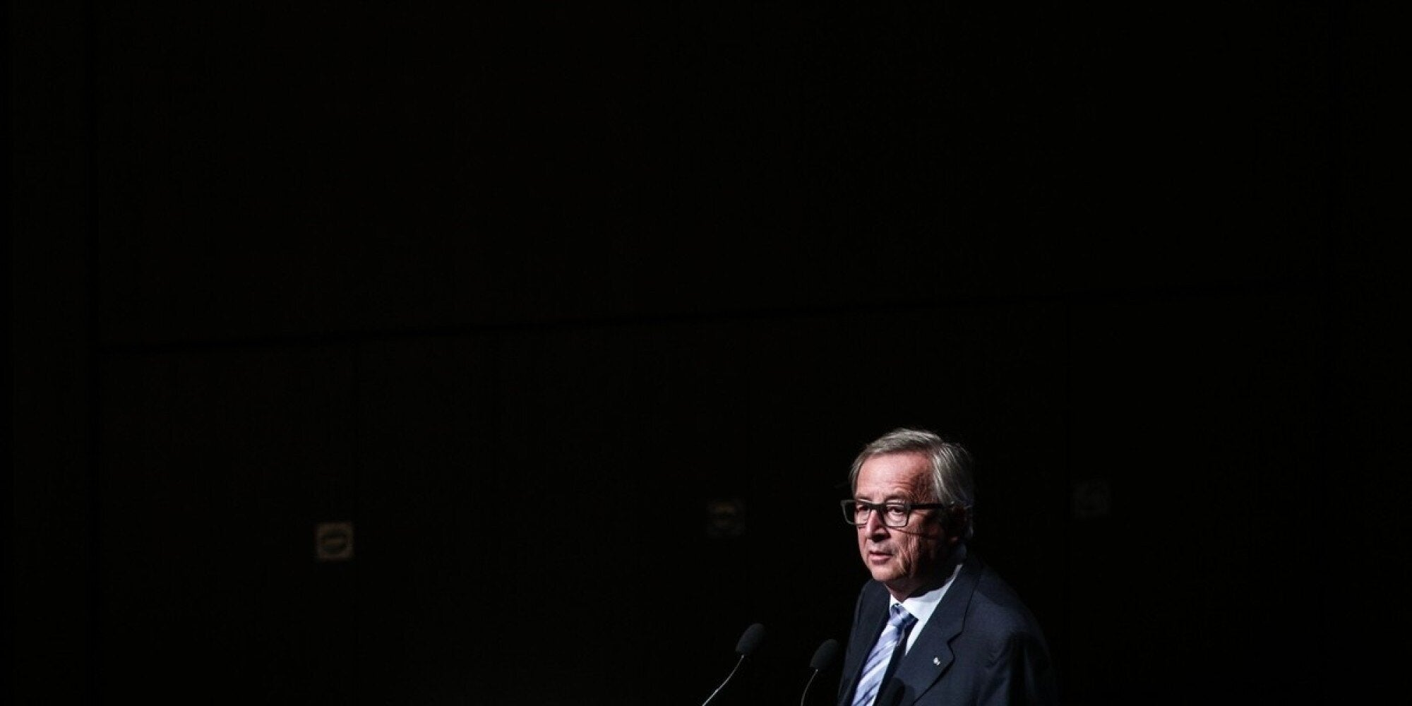 «Ιδιοκτησία» του προγράμματος και ευρεία πολιτική υποστήριξη ζήτησε εκ νέου ο Γιούνκερ