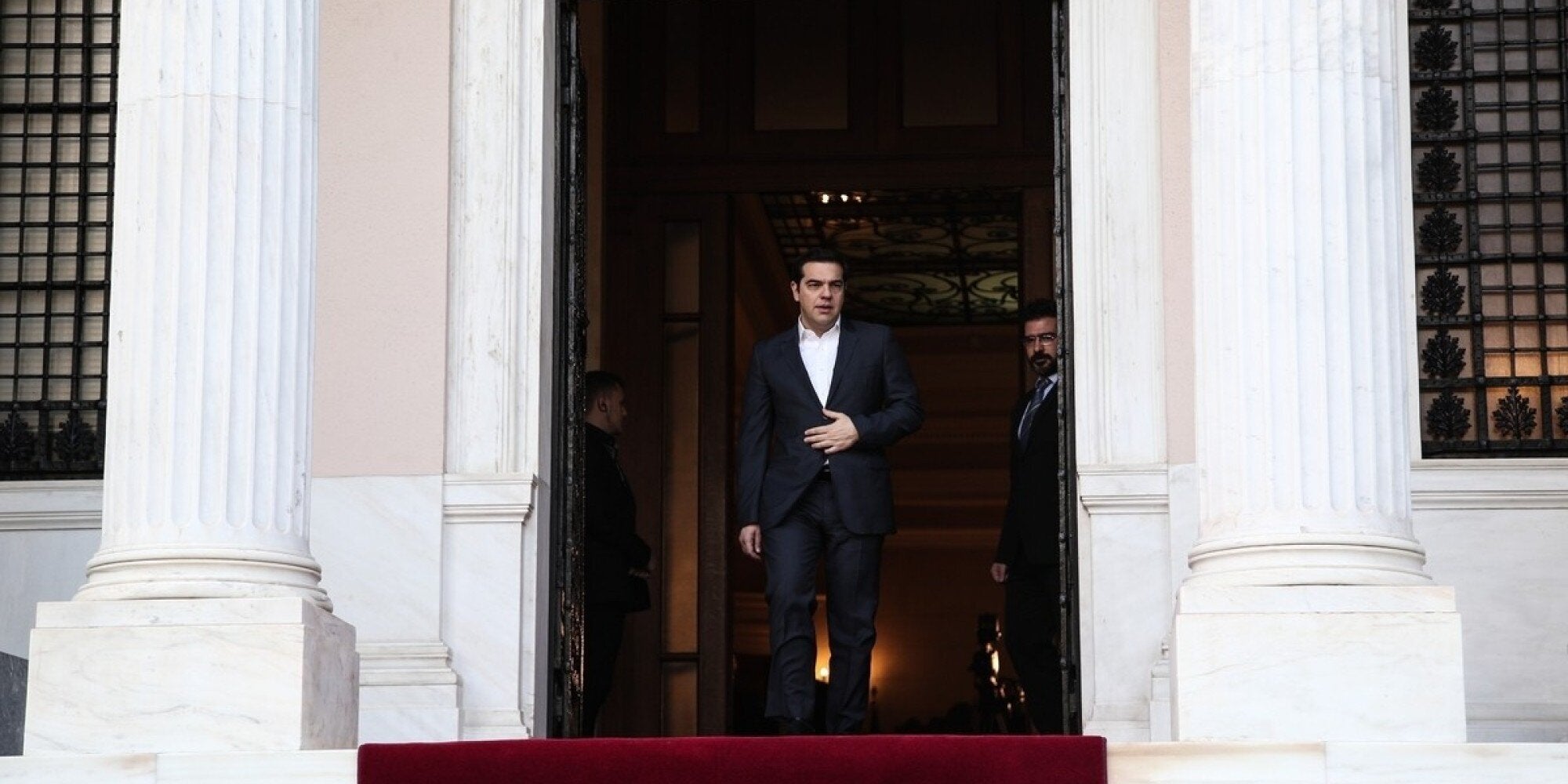 Κύκλος συναντήσεων Τσίπρα με πολιτικούς αρχηγούς για εκλογικό νόμο και συνταγματική αναθεώρηση
