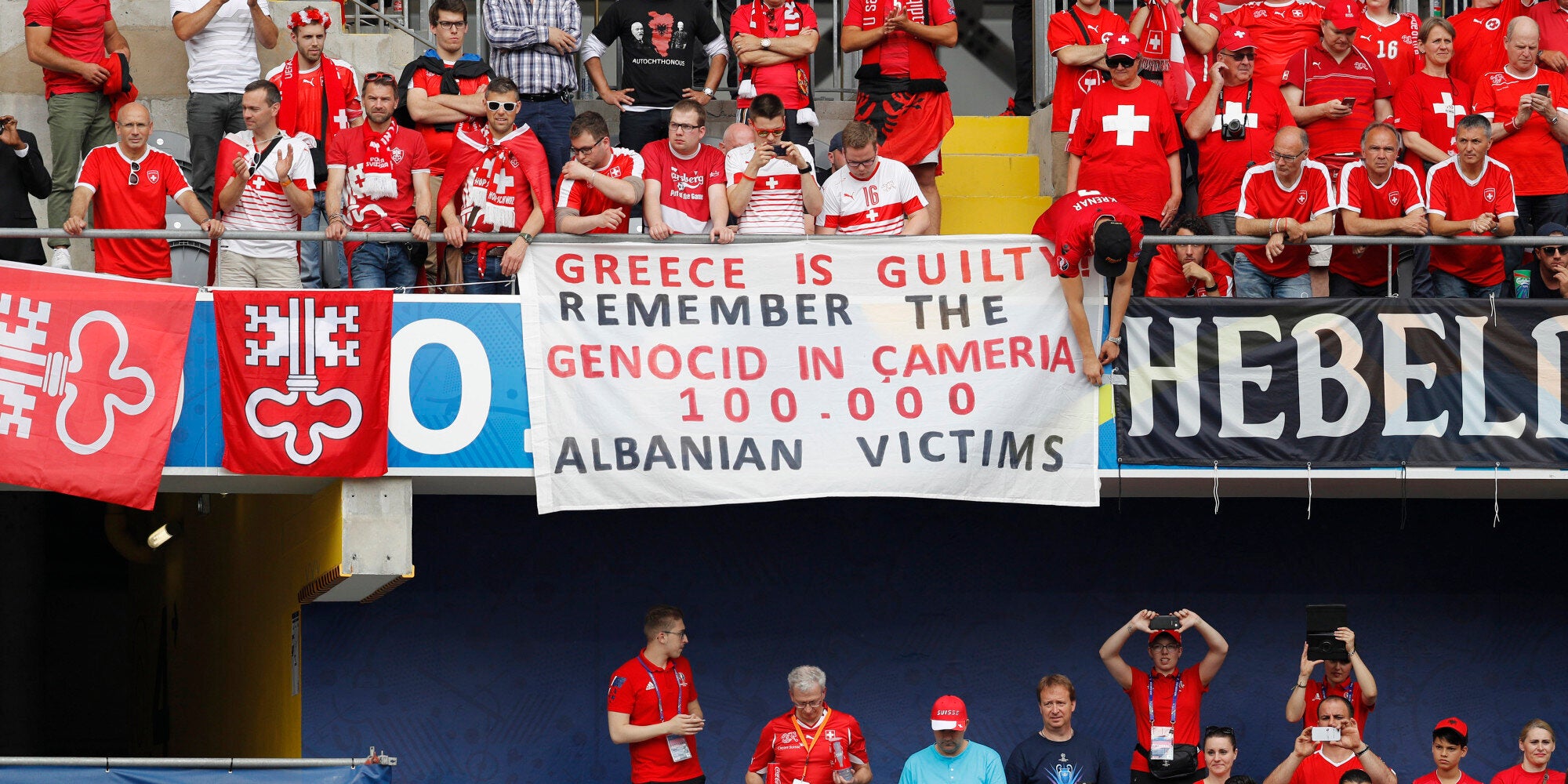 ΥΠΕΞ: Η Αλβανία δεν έχει αντιληφθεί ότι πρέπει να καταδικαστεί το πανό. Θα φροντίσουμε να το καταλάβει