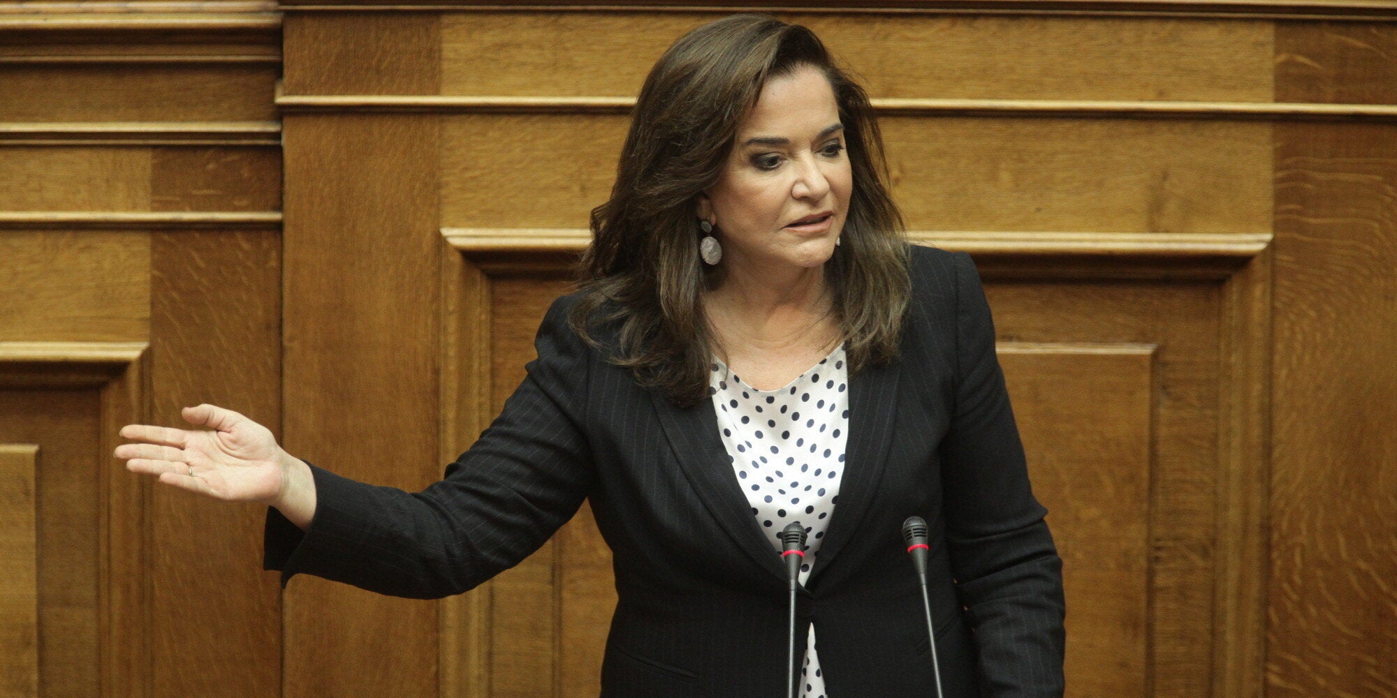 Μπακογιάννη: Προκλητική η ανάγνωση του Κορανίου εντός της Αγίας Σοφίας. Τι θα κάνει η κυβέρνηση;