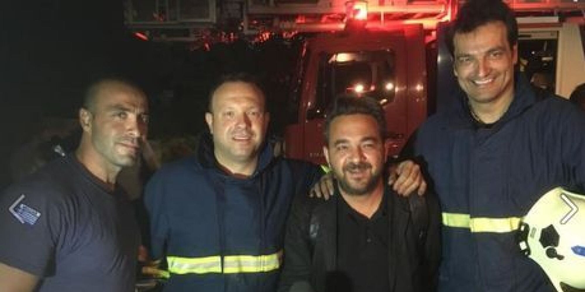 Ο Μάριος Γκιούρδας έσωσε ένα βρέφος και οκτώ άτομα στη φωτιά στον Πειραιά