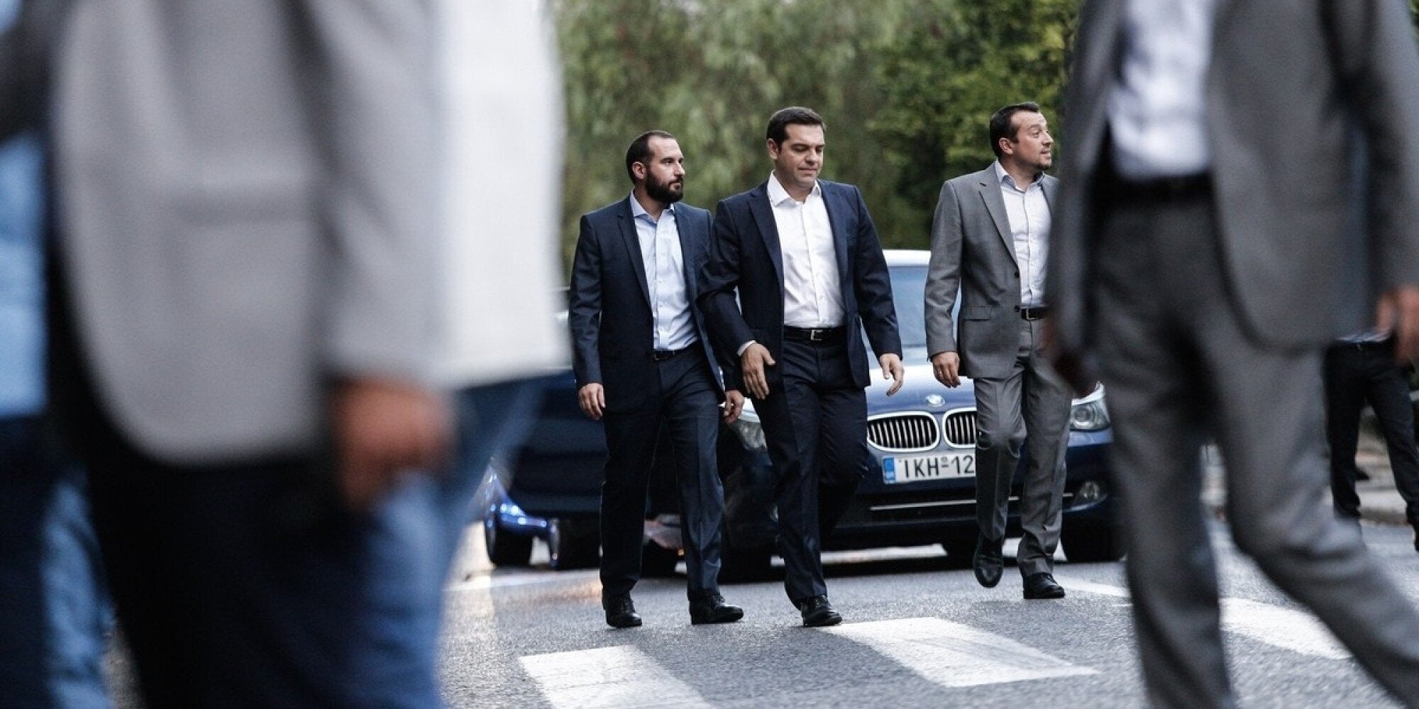 Όλα τα σενάρια ανοιχτά αφήνει ο Τσίπρας προκειμένου να καταφέρει να κερδίσει τους 200 για τον εκλογικό νόμο