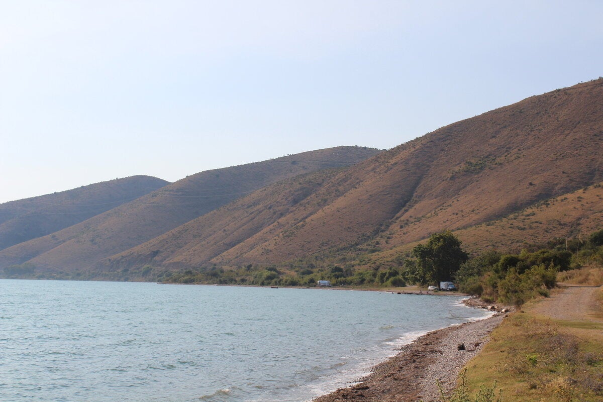 ΣΑΓΙΑΔΑ_ΚΟΝΤΑ ΣΤΑ ΕΛΛΗΝΟΑΛΒΑΝΙΚΑ ΣΥΝΟΡΑ