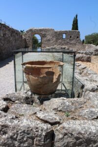 Λουτήρας