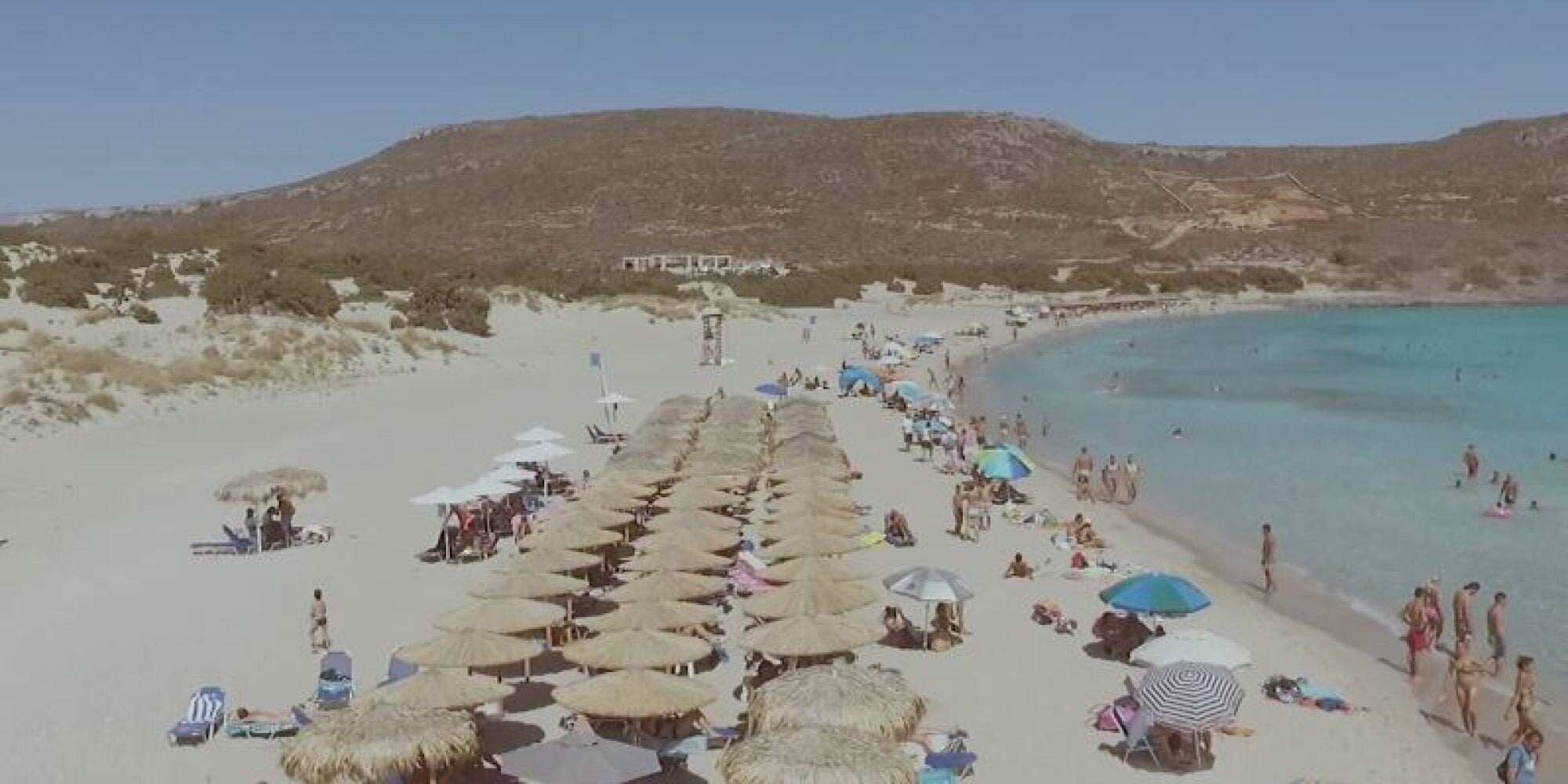 Αυτό το εναέριο βίντεο της Ελαφόνησου είναι ό,τι καλύτερο έχετε δει σήμερα