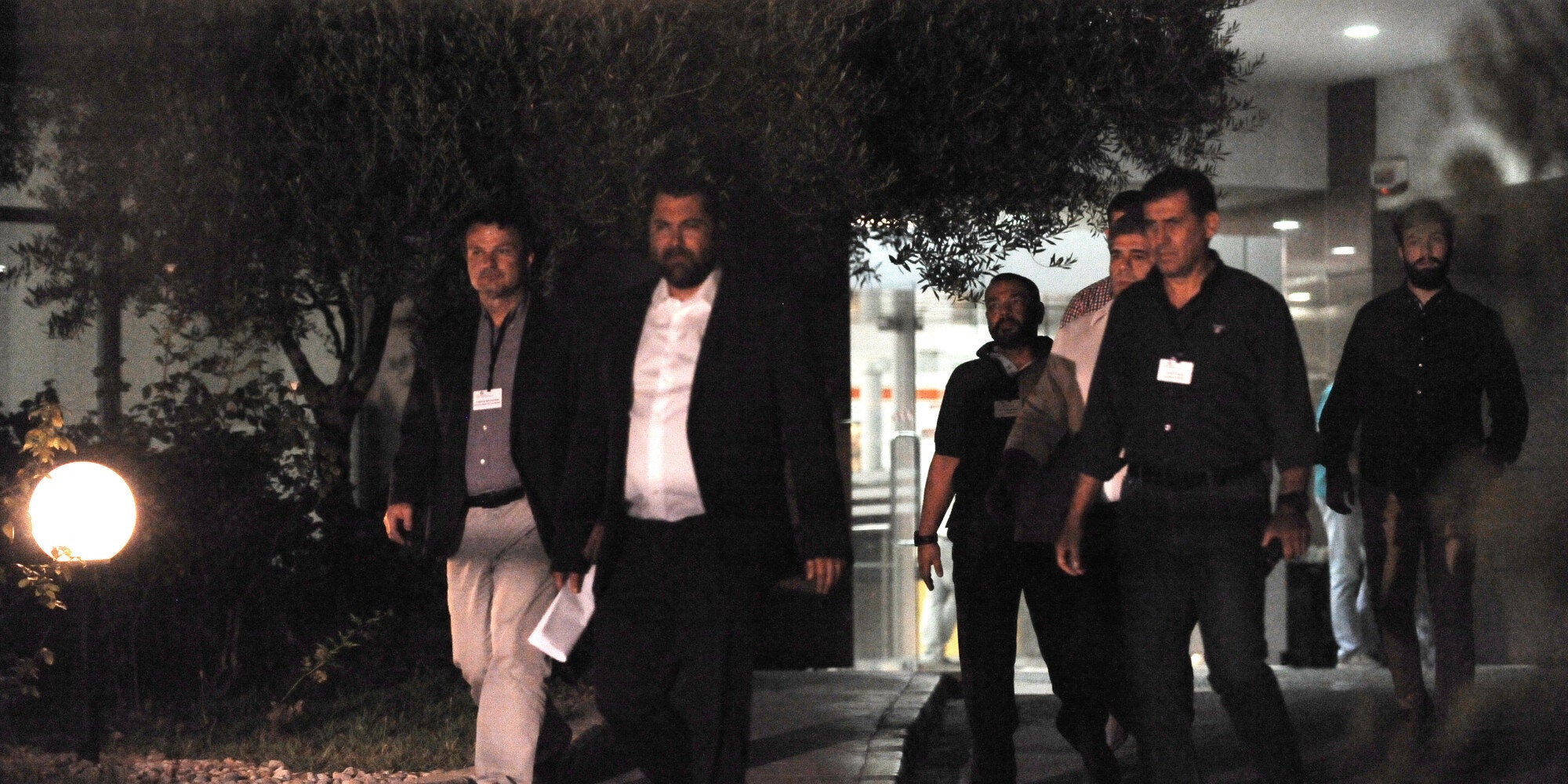 Πότε δημοπρατήθηκε η κάθε άδεια.  Πώς οι Κοντομηνάς και Σαββίδης με προσφορές άνω των 60 εκατ. ευρώ έμειναν εκτός