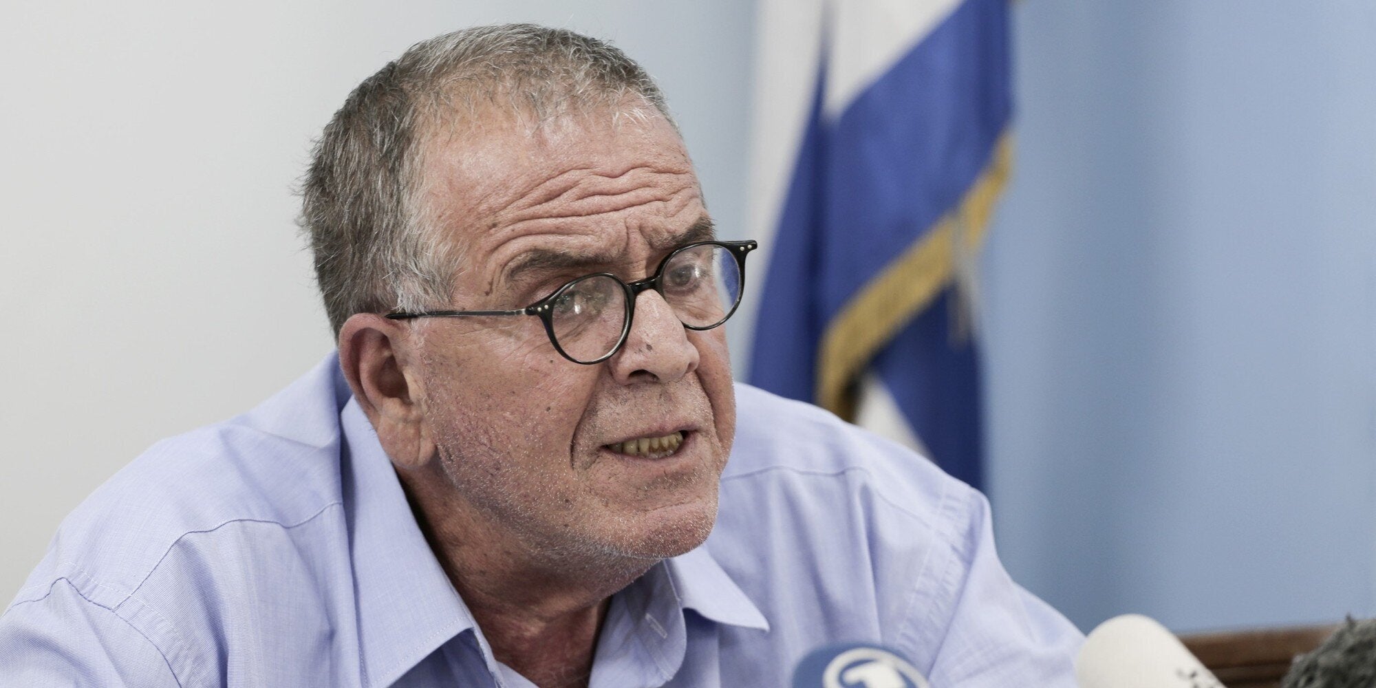 Δεν υπάρχει πολιτικό κίνητρο πίσω από την μικρή αύξηση των προσφυγικών ορών λέει από την Τουρκία ο Μουζάλας