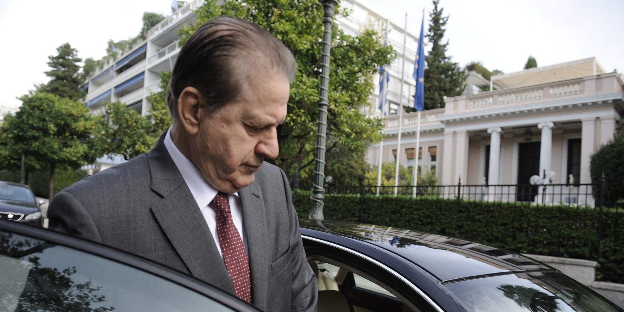 «Δεν αποσύρω την υποψηφιότητά μου» δήλωσε ο Πολύδωρας, μετά τη συνάντηση  του με Βούτση