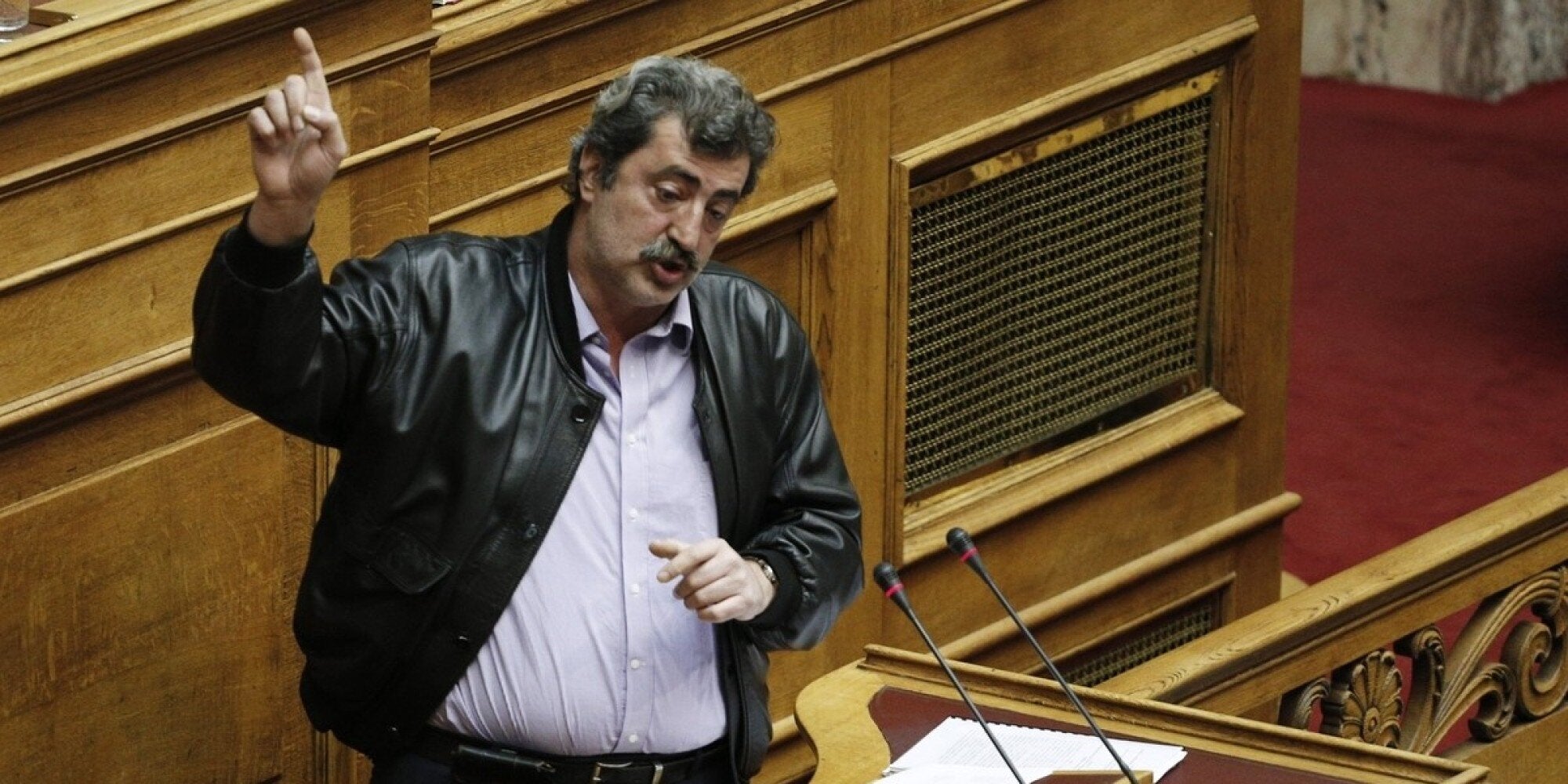 Πολάκης εναντίον του Δ. Οικονόμου του ΣΚΑΙ: «Δημοσιογραφίσκε της ναυαρχίδας των καναλιών της διαπλοκής»