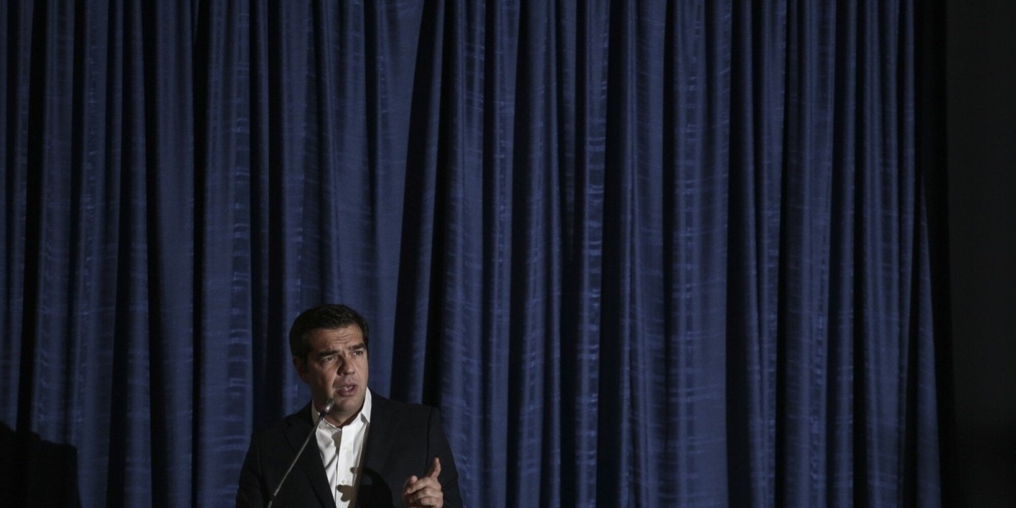 Τσίπρας: Οι κυβερνήσεις δεν πέφτουν από δικαστικές αποφάσεις