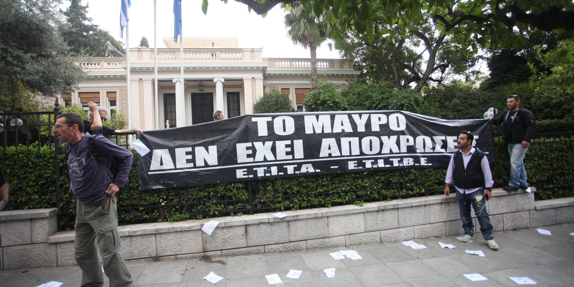 Τριμερή σύσκεψη εργαζομένων, παλιών και νέων ιδιοκτητών καναλιών και κυβέρνησης πρότεινε ο Παππάς
