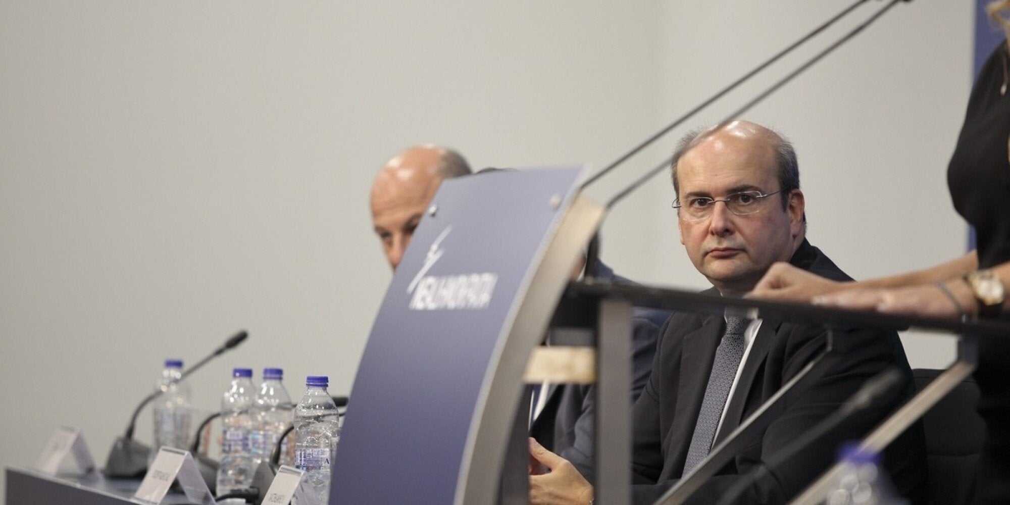 Χατζηδάκης για δραχμές: Η κυβέρνηση ήθελε να μας κάνει Αλβανία Νο2