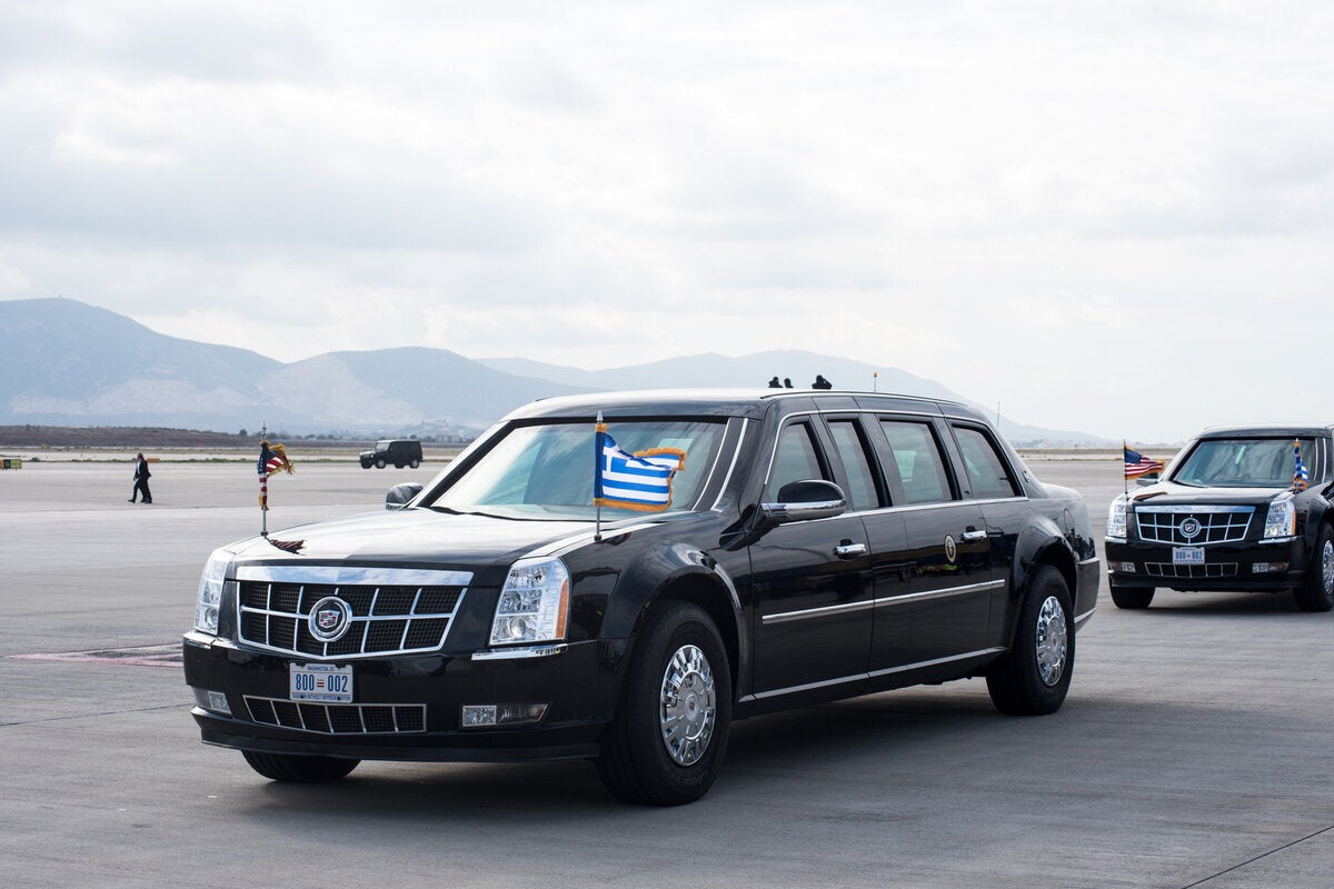 Το τεθωρακισμένο όχημα του Πρόεδρου Ομπάμα, με το υποκοριστικό The Beast (Το κτήνος).