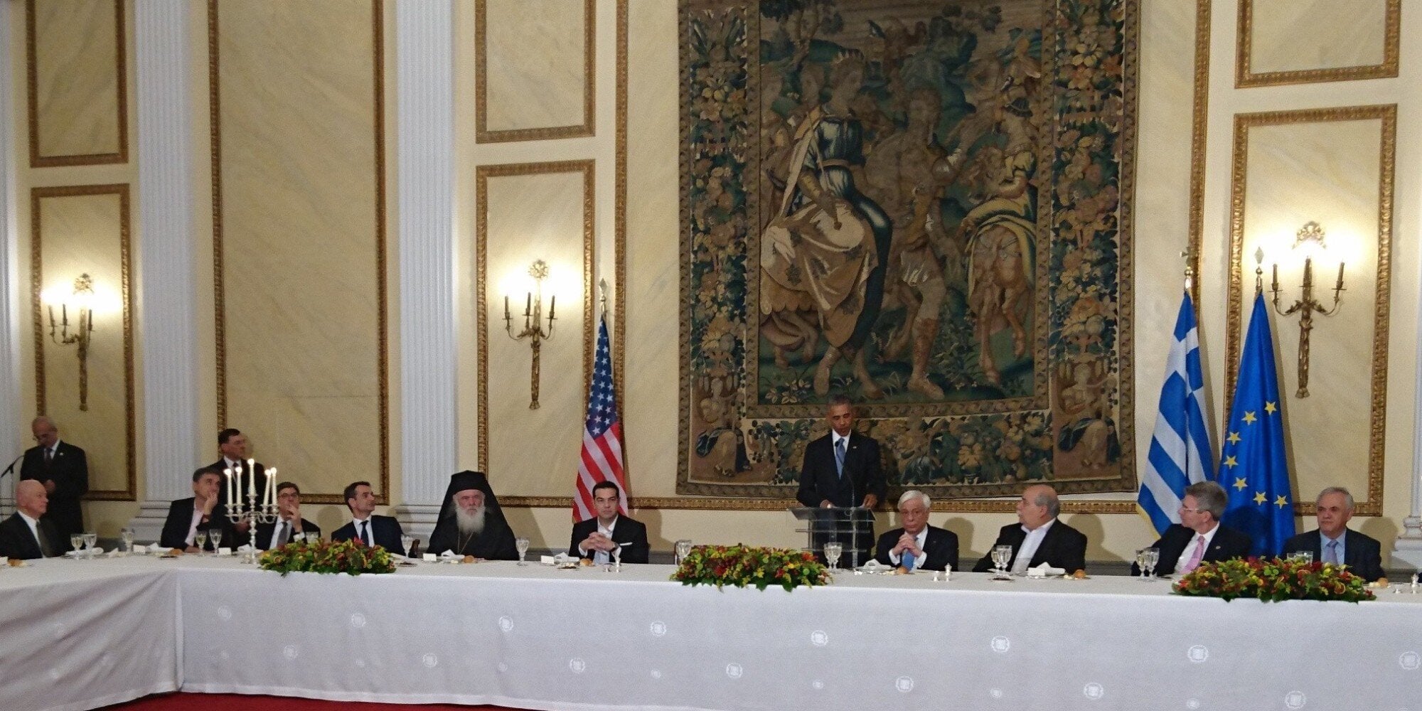 Ομπάμα: Όσο εργάζεστε για να πάει η χώρα σας μπροστά θα έχετε τη φιλία των ΗΠΑ.  Παυλόπουλος: Μην ξεχνάτε τη χώρα μας