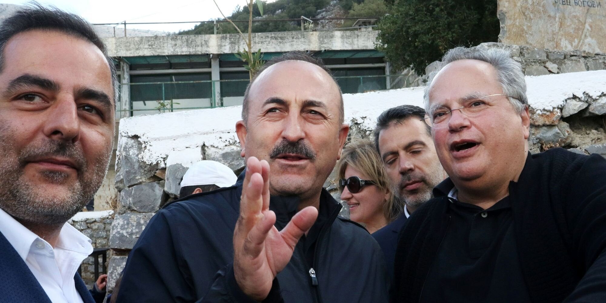 Τηλεφωνική επικοινωνία Κοτζιά με Τσαβούσογλου