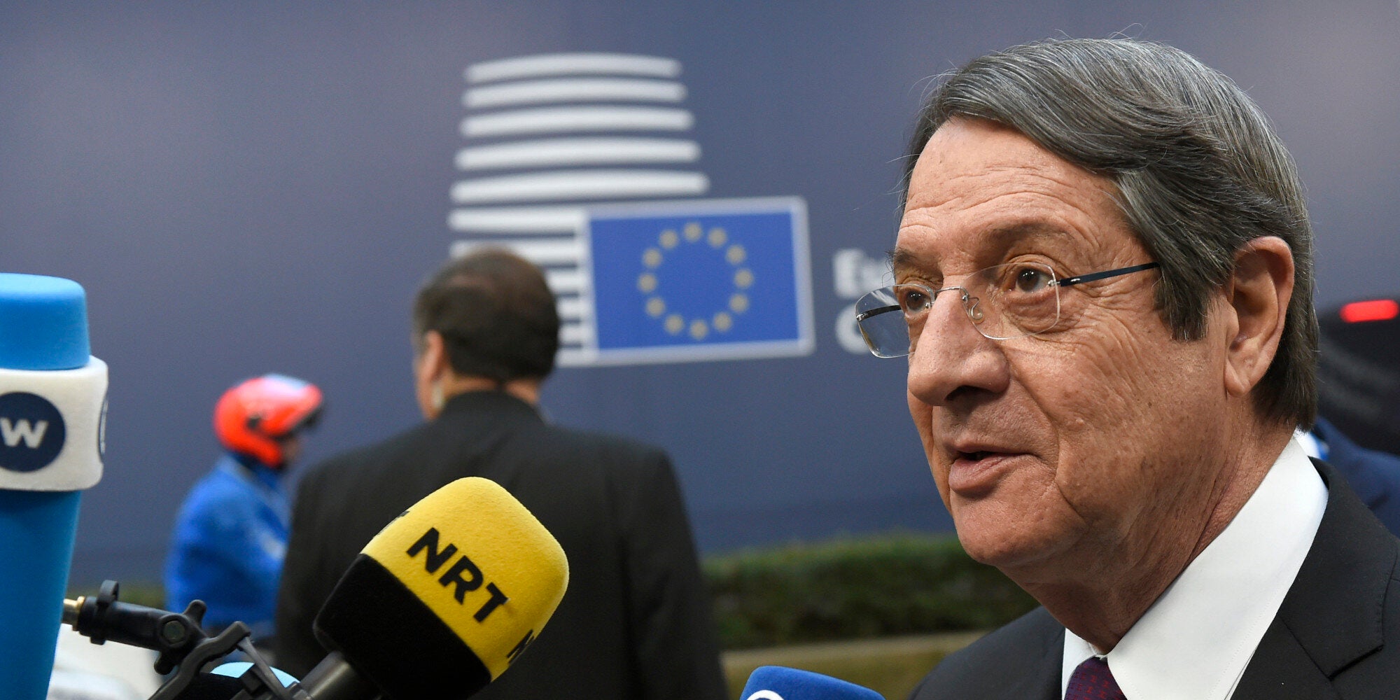 Η ΕΕ δηλώνει έτοιμη να συμμετάσχει στην πολυμερή για το Κυπριακό
