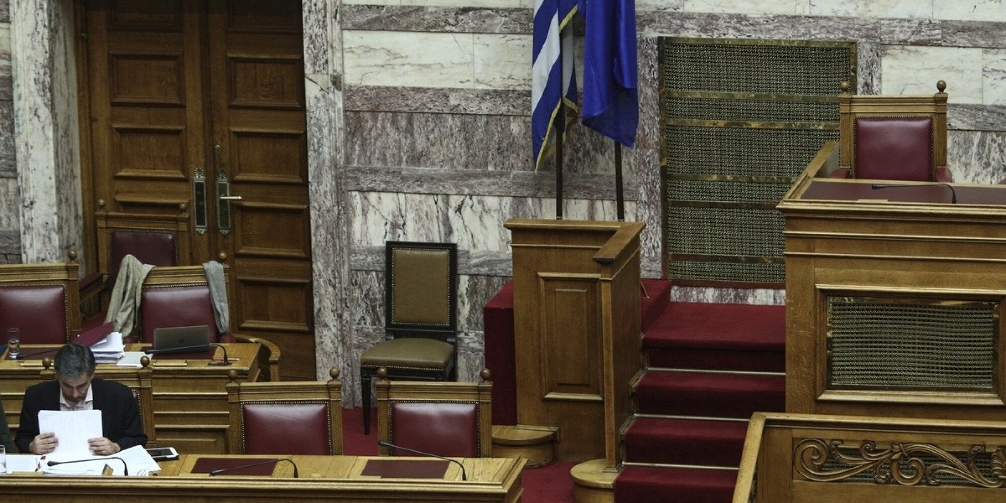 Βουλή: Στις 23 Ιανουαρίου η παράδοση του πορίσματος της Εξεταστικής για την χρηματοδότηση κομμάτων και ΜΜΕ