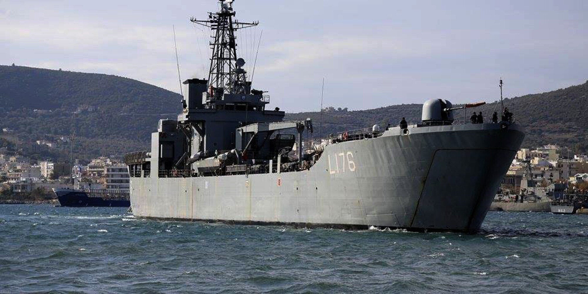 Μεταφέρθηκαν στο «Λέσβος» οι πρώτοι 40 μετανάστες και πρόσφυγες από τον καταυλισμό της Μόριας