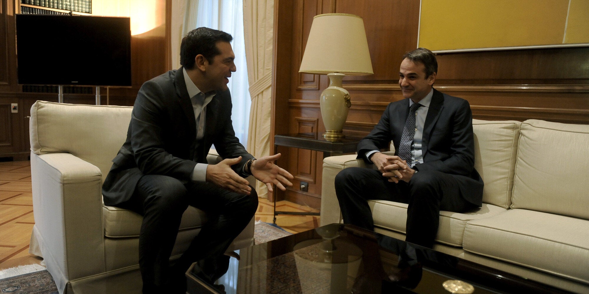Το Κυπριακό στο επίκεντρο. Οι συναντήσεις του Τσίπρα με τους πολιτικούς αρχηγούς