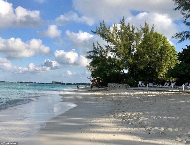 Seven Mile Beach, Cayman Islands