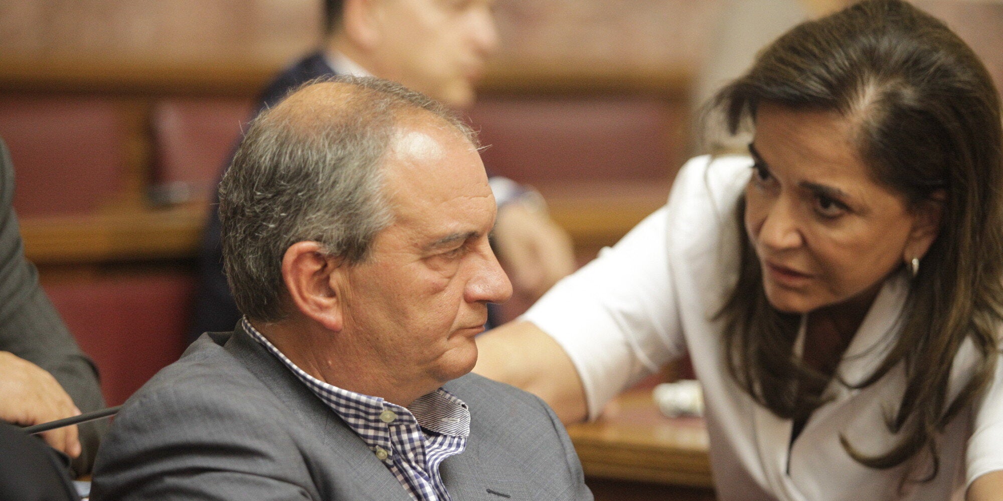 Συνάντηση Μπακογιάννη με Καραμανλή με θέμα τον Καμμένο