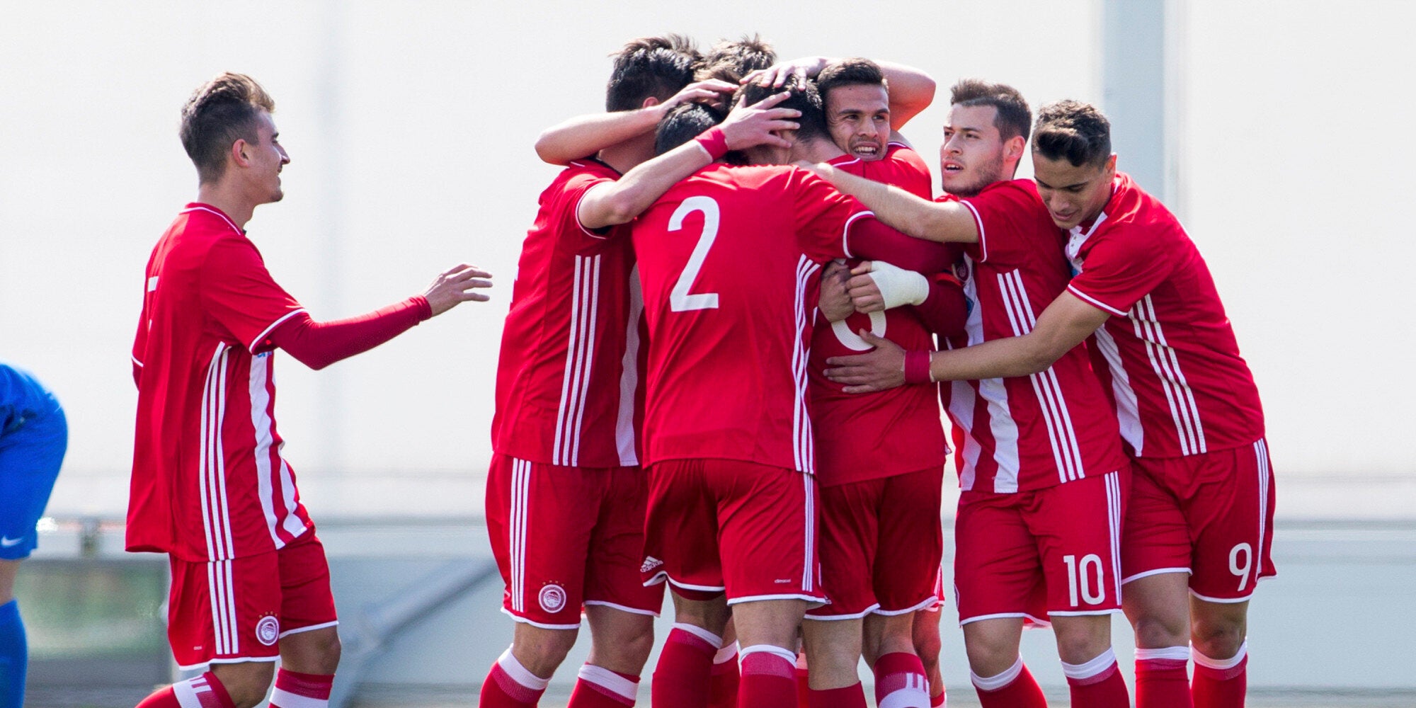 Επέστρεψε στις νίκες ο Ολυμπιακός, 2-0 τον Ατρόμητο