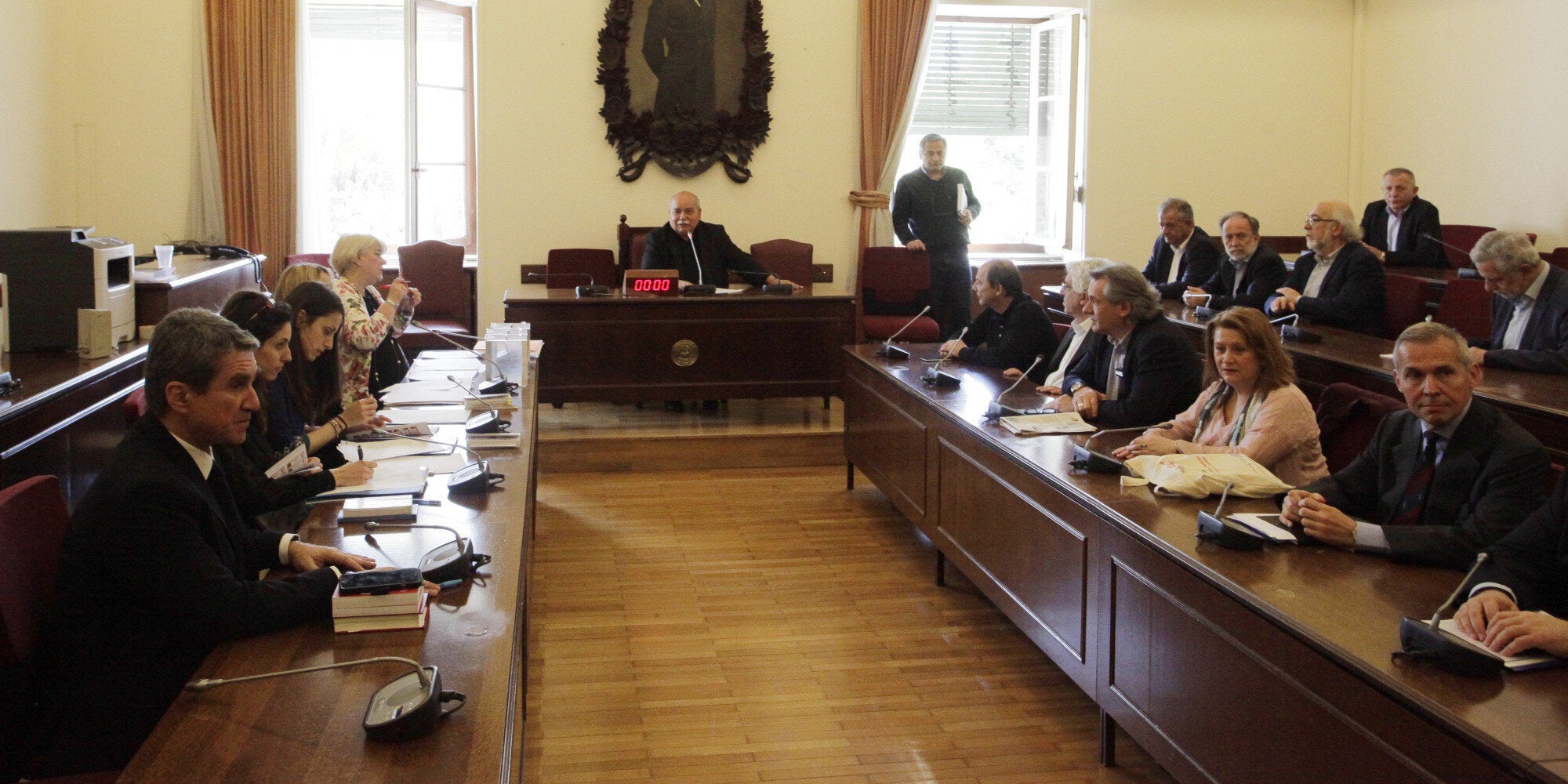 Προανακριτική για Παπαντωνίου: Στο μικροσκόπιο οι λογαριασμοί που σχετίζονται με τον πρώην υπουργό