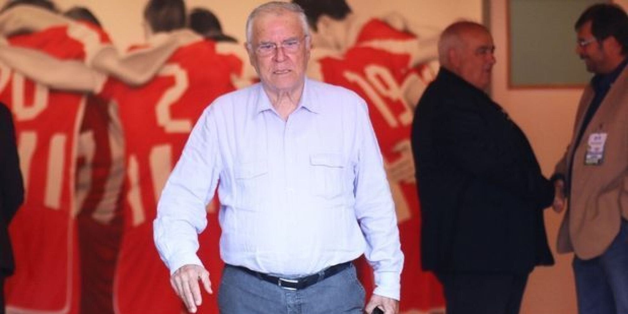 Θεοδωρίδης: «Γίνεται πόλεμος ανήθικος»