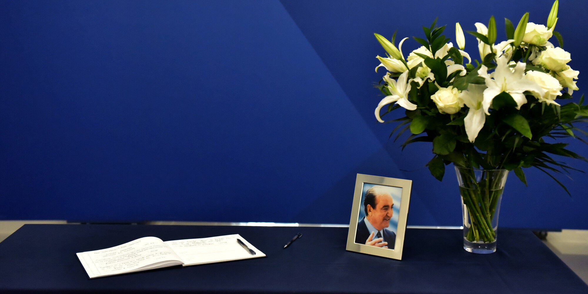 Να μην κηδευθεί δημοσία δαπάνη ο Κωνσταντίνος Μητσοτάκης, ζητά η οικογένεια του εκλιπόντος πρώην πρωθυπουργού