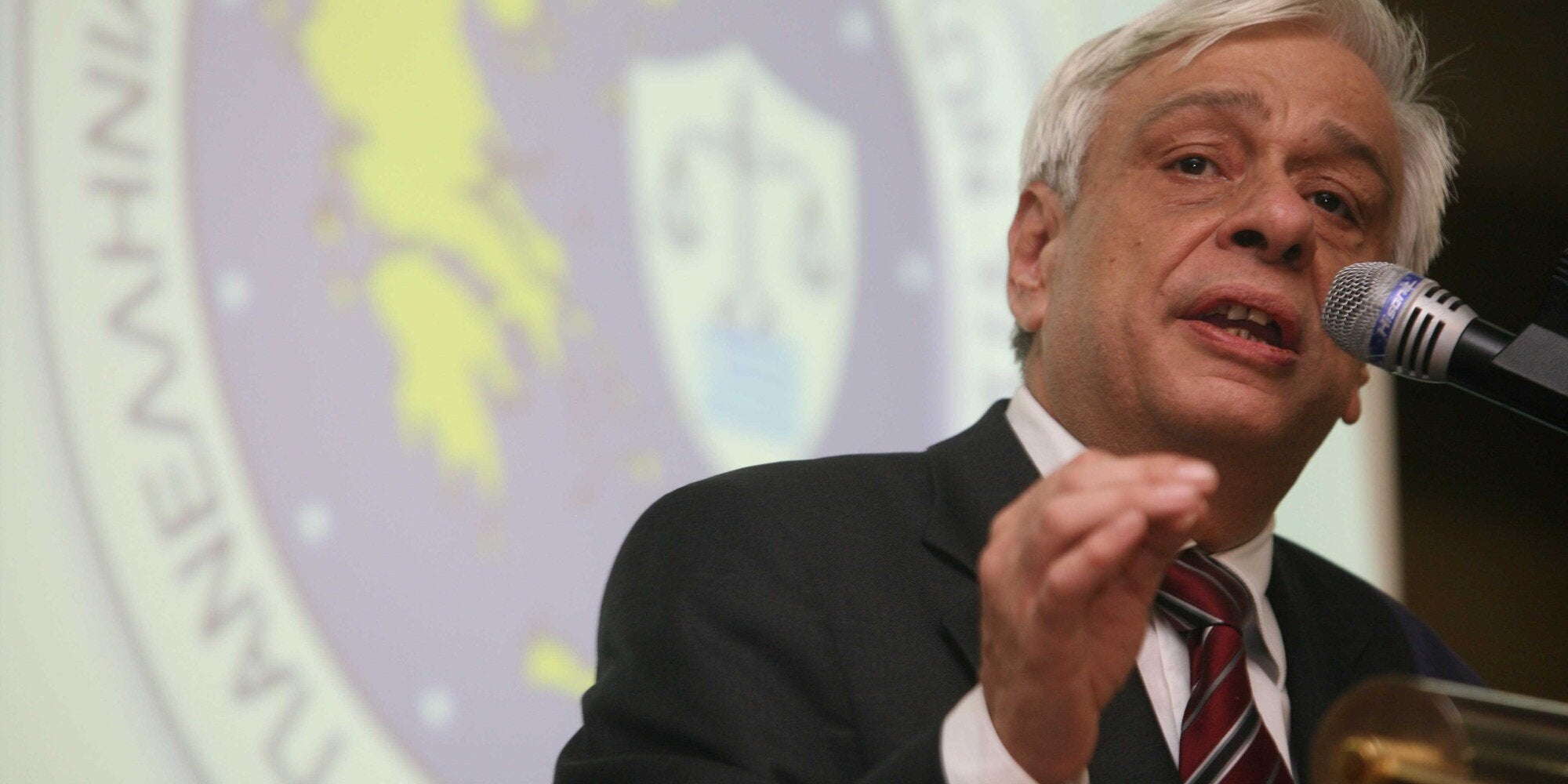 Επίσκεψη Παυλόπουλου στην Κωνσταντινούπολη: Πρώτη συνάντηση Έλληνα και Τούρκου προέδρου εδώ και χρόνια