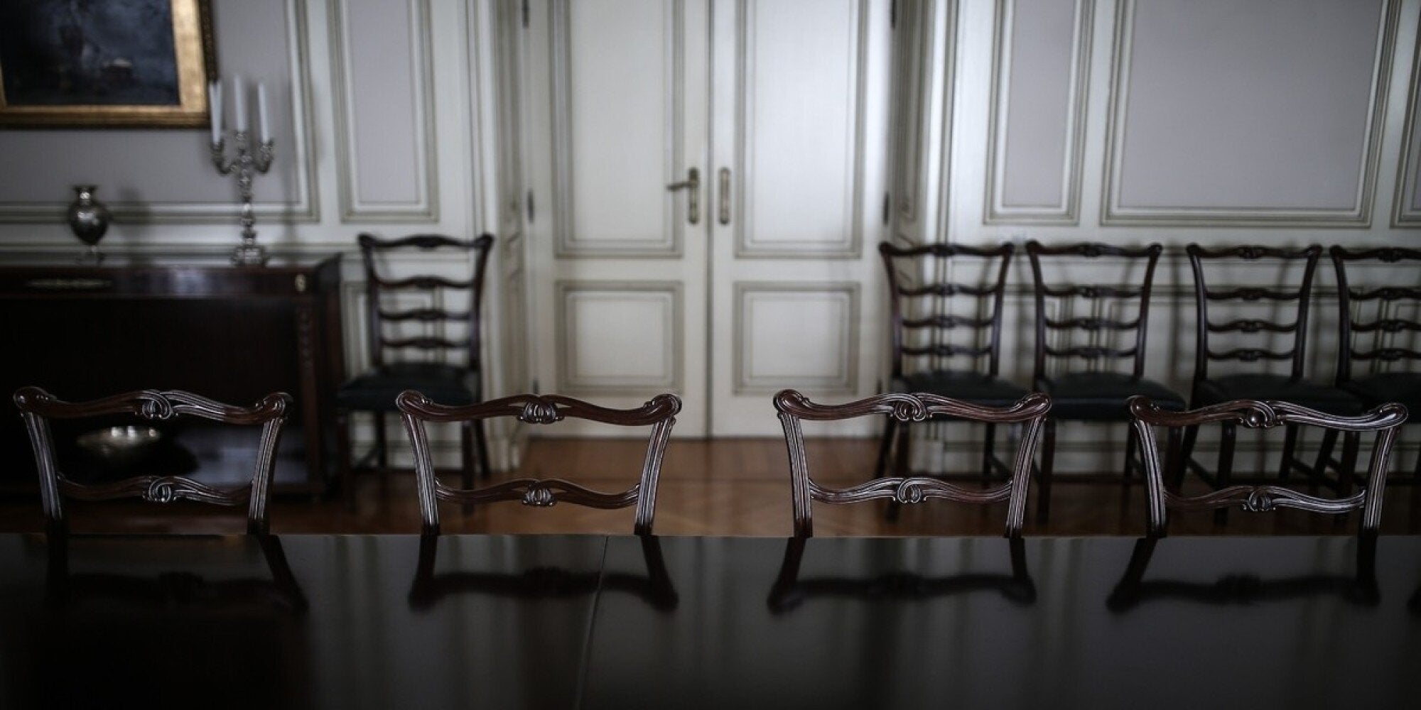 Για πολιτική σοκ και δέους σε βάρος των δημοσίων υπαλλήλων κατηγορεί η κυβέρνηση τον Μητσοτάκη