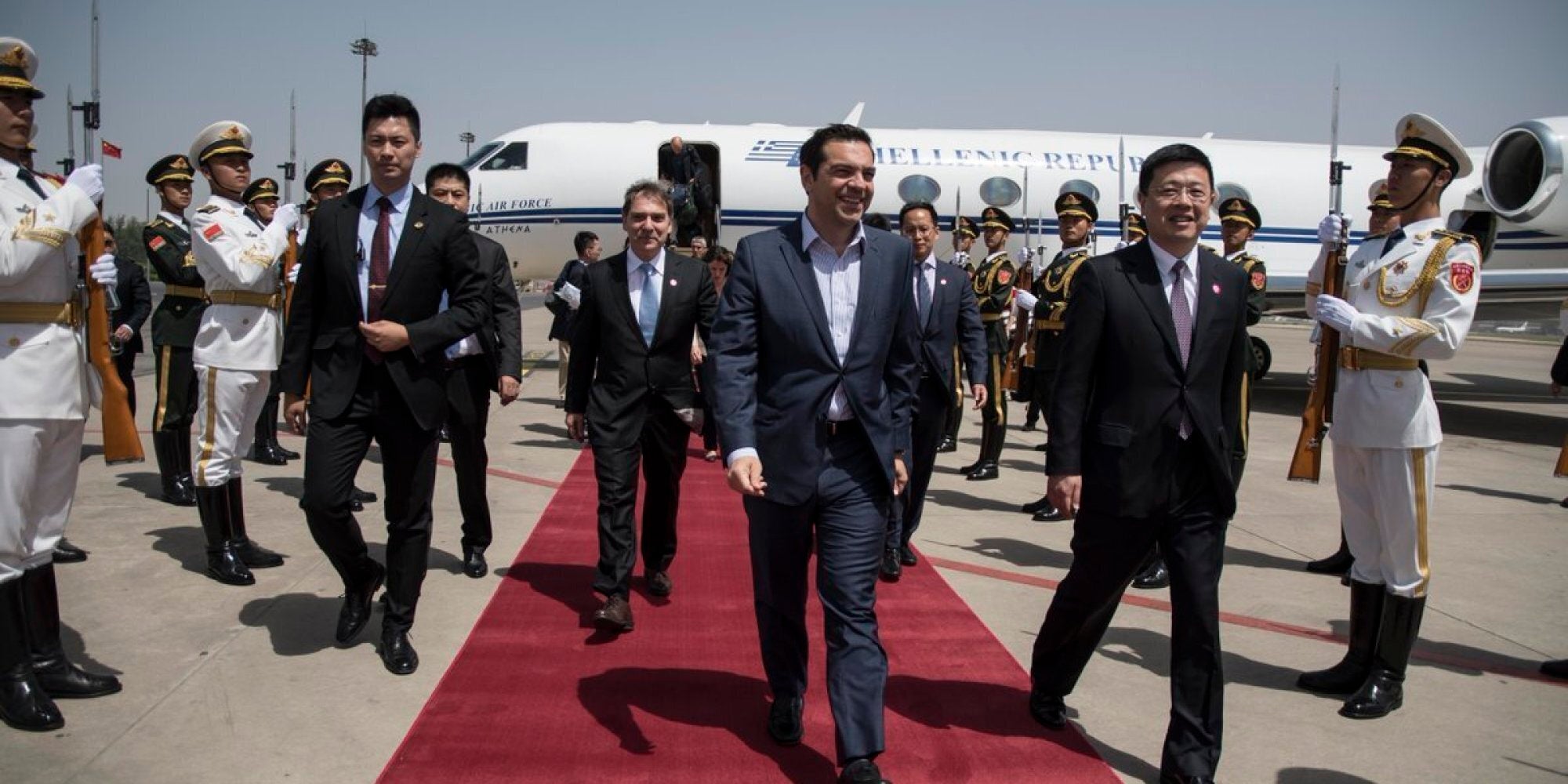 Συζητήσεις και επενδυτικά σενάρια για τον ΑΔΜΗΕ στη συνάντηση Τσίπρα με την κινεζική State Grid