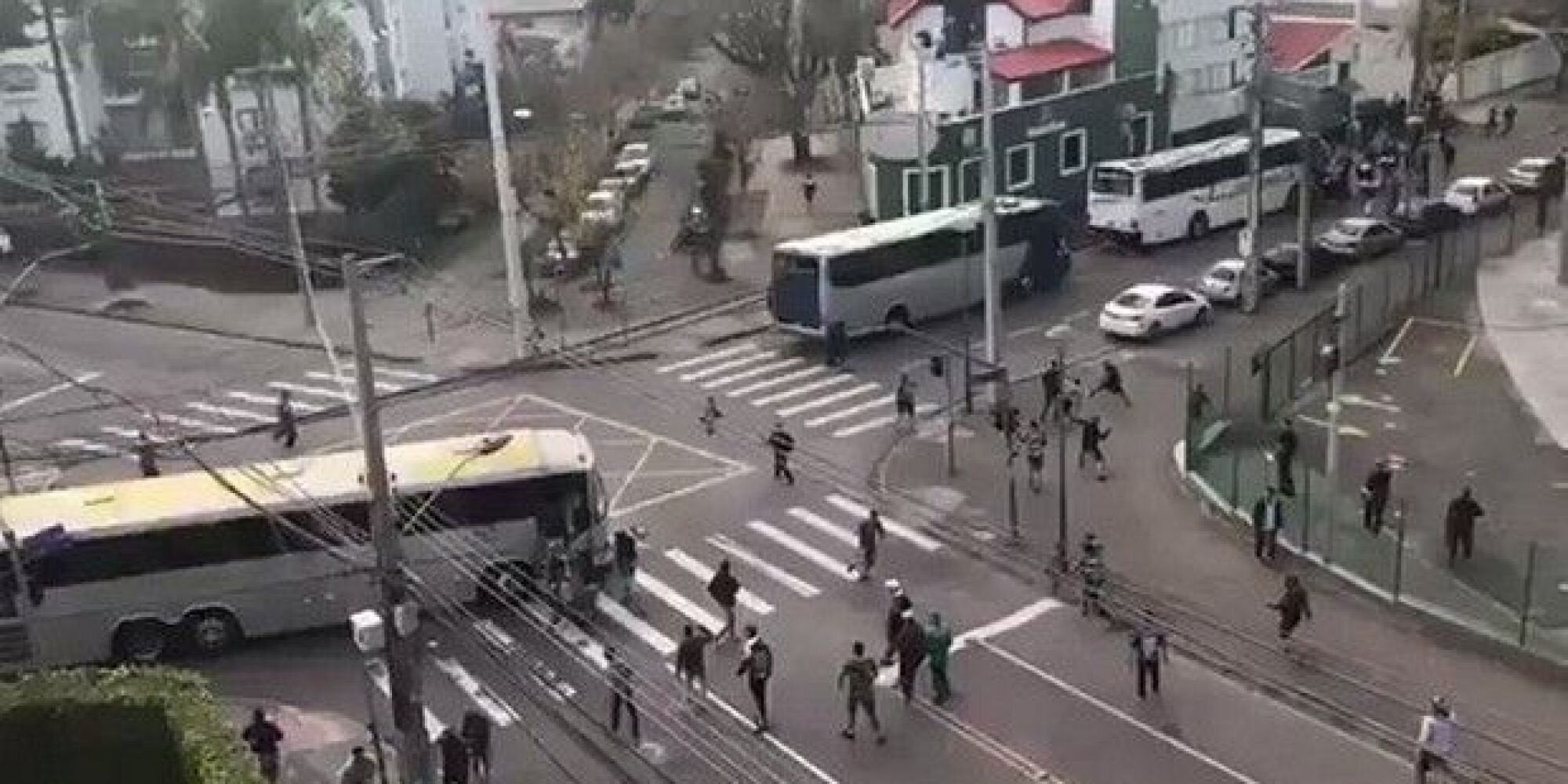 Ένα λάθος έφερε ΑΠΙΣΤΕΥΤΟ ξύλο μεταξύ οπαδών και έναν νεκρό!