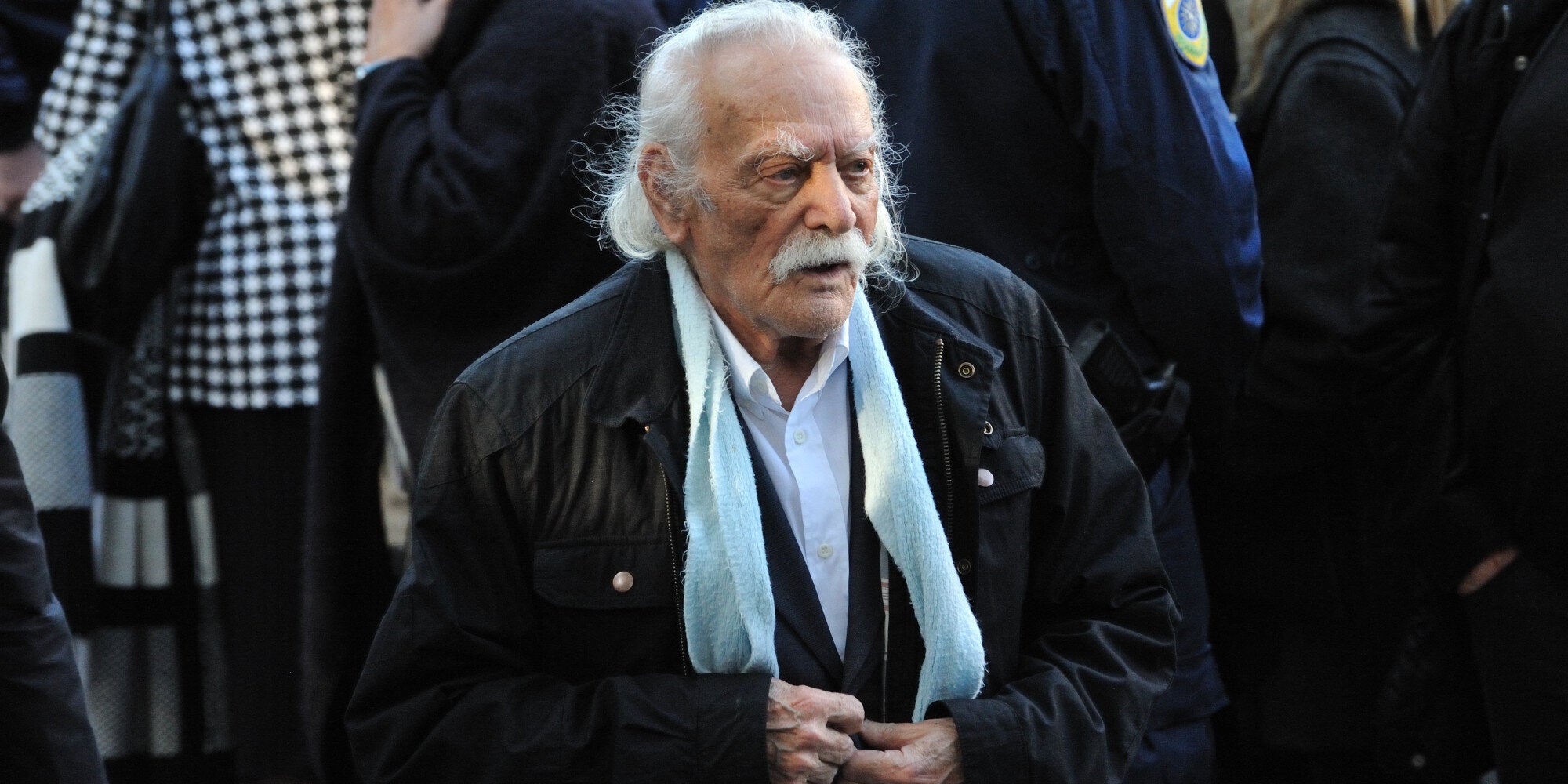 Η απάντηση του Γλέζου στη Ζωή Κωνσταντοπούλου που τον εγκάλεσε για τη στάση του στην τελετή στο Δίστομο