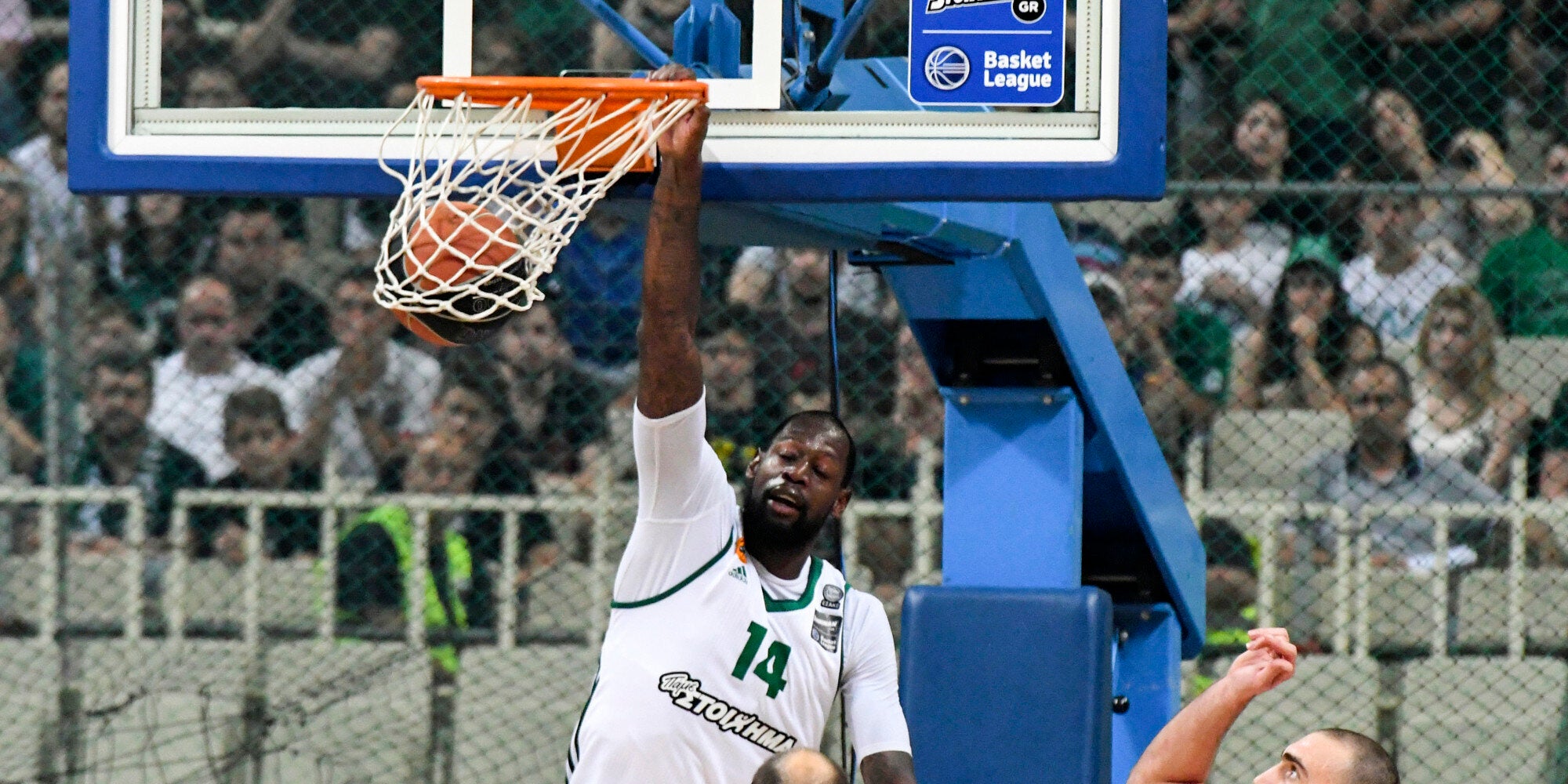 Ισοφάρισε ο Παναθηναϊκός, 71-58 τον Ολυμπιακό